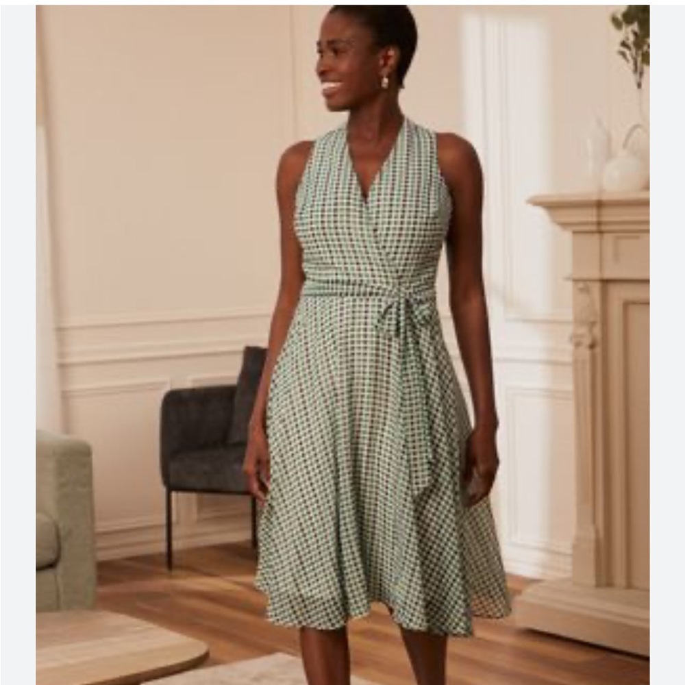 Gabby Skye Green White Gingham Sleeveless Belted Dress